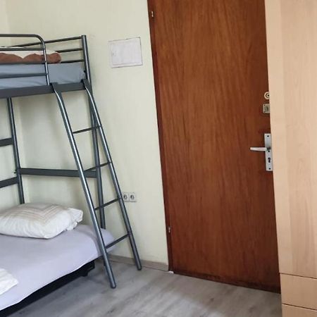 Ma-A2 Single Wohnung Крефелд Екстериор снимка